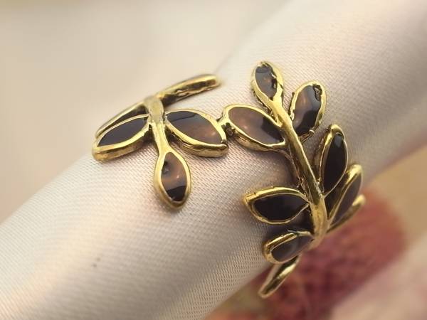 ★新入荷★♪男女兼用リーフリング♪拍卖