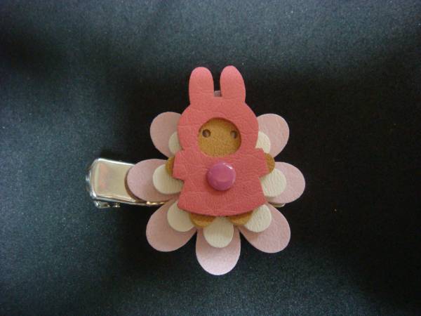 cache*cache マーガレットうさぎのヘアピンhandmade 薄ピンク拍卖