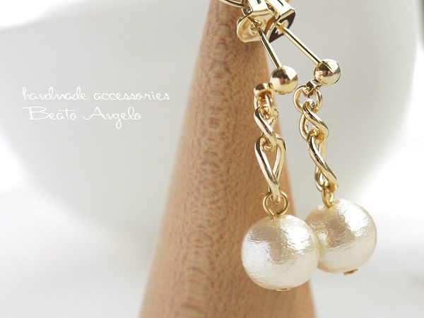 ◇◆+angelo+コットンパールのチェーンピアス(p-017)キスカ G 8mm シンプル ポストピアス フィガロ拍卖