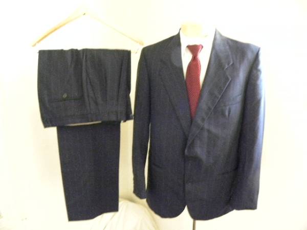 |o_o|イヴサンローラン(9n)シングルスーツ170-175cm拍卖