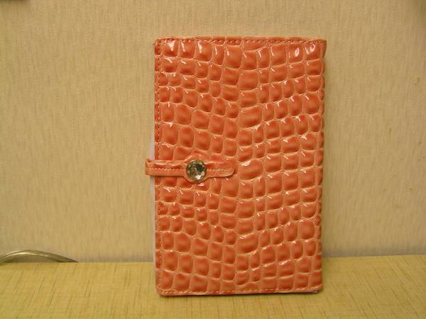 通帳~カード衣類まで収納の多機能パース《ピンク》拍卖