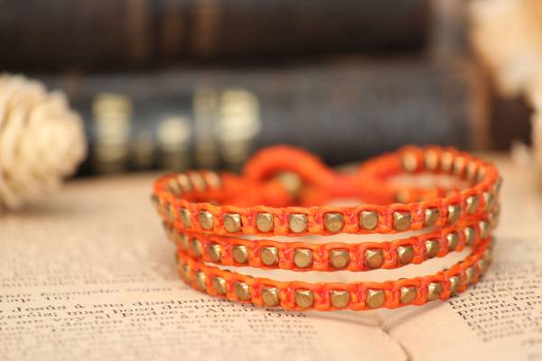 ♪新入荷♪WAXCORDブラスビーズ3連ブレスレットE拍卖