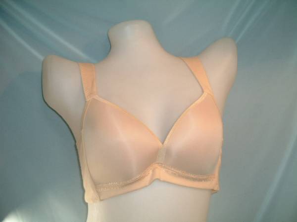 ┣ 格安 ┫柔らかシームレスブラ/C75ベージュ拍卖