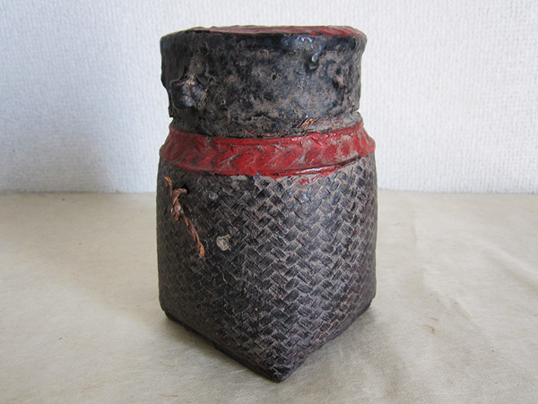 タイ北部 藍胎漆器 3 古民具 朱塗彩文蓋付籠拍卖