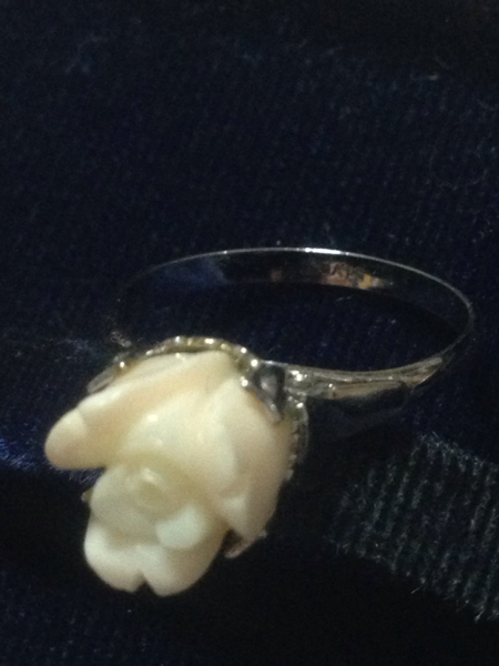 珊瑚の薔薇の花リング(シルバー刻印) 送料120 美品拍卖