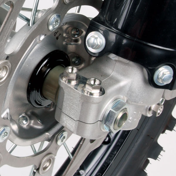 Kawasaki カワサキ KX250 KX125 KX250X KX450X KLX250 Dトラッカー X KLX300R 用 チタン フロント アクスルピンチボルト セット拍卖