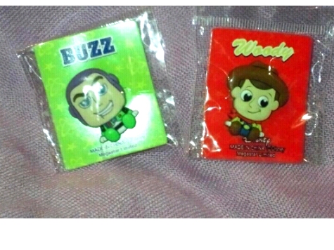 新品未開封☆ディズニーサンダルアクセ☆トイストーリー:2P拍卖