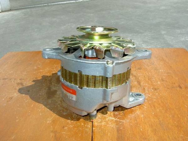 コスモ、ルーチェ、HB系用オルタネーター(ダイナモ)リビルト品 A2T40377、HE19-18-300B拍卖