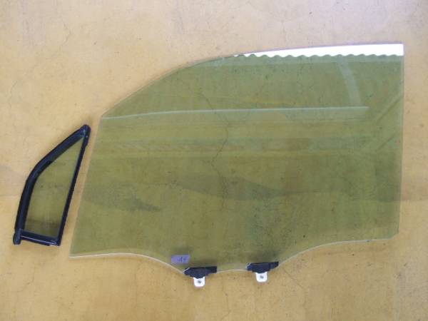 16年 ムーヴ L150S フロント左 ドアガラス 中古品拍卖