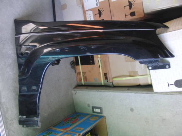 クライカラー ジープ グランドチェロキー フロントフェンダー 右 中古 WJ40 WJ47 フロントウイング ■拍卖