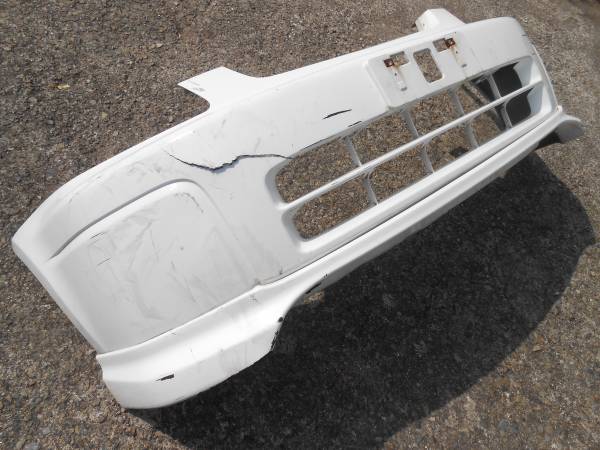 A GA4 GA6 キャパ 純正 フロントバンパー 71101-S2G-ZZ00拍卖