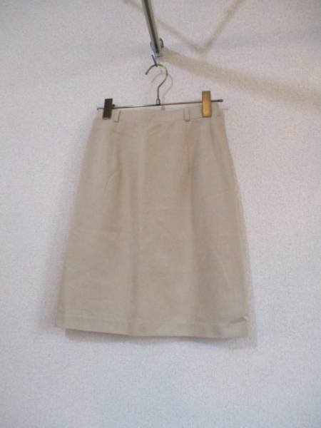 CEVIIYUベージュタイト膝丈スカート(USED)111215拍卖