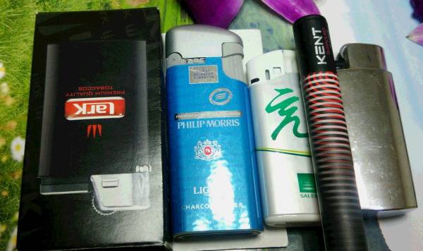 *ジャンク品! +Philip Morris /フィリップ モリス /Lalk/ラークライターセット つかないのもある!インテリア目的としてどうぞ。拍卖
