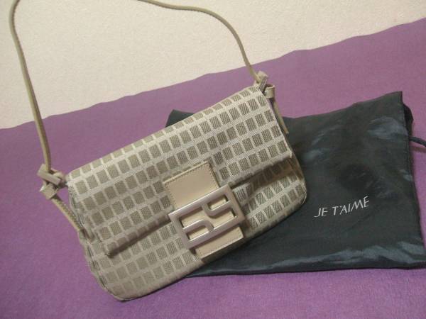 JE T'AIME アクセサリポーチ ベージュ/ハンドバッグ拍卖