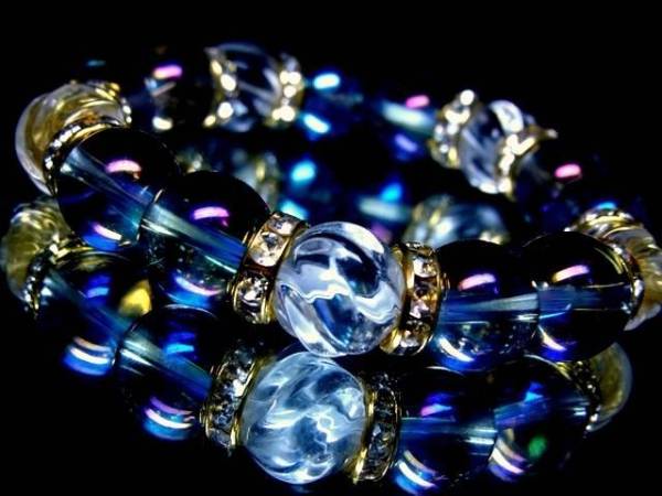 ブルーオーラ§トルネード水晶12ミリ拍卖