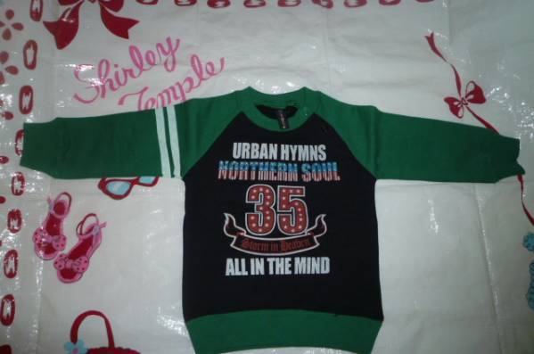 新品未使用TRIPLEMAGICトレーナー95cm拍卖