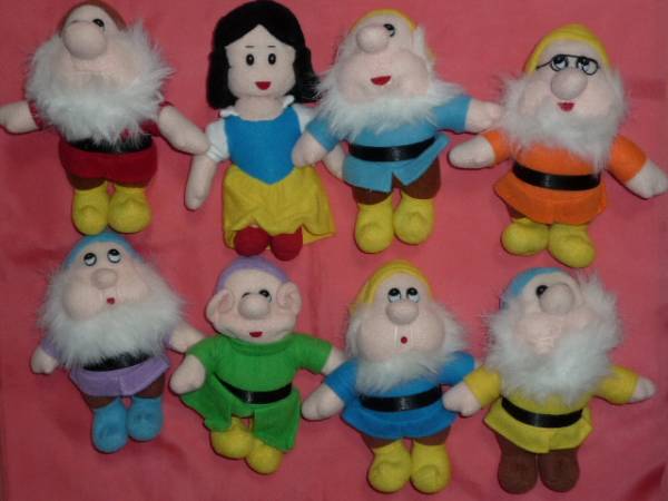 激レア!白雪姫と7人のこびと ぬいぐるみキーホルダー全8種☆拍卖
