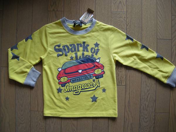 【新品】South Couise薄手車柄トレーナー 120拍卖