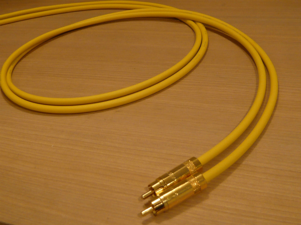 ★ 即決ペア RCAケーブル カナレ L-4E6S 2.5m 黄 NEUTRIK 金メッキ (L.R識別処理可) ★拍卖