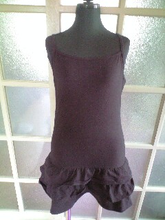 タグ付UNIQLO裾ティアードチュニック重ね着インナー拍卖