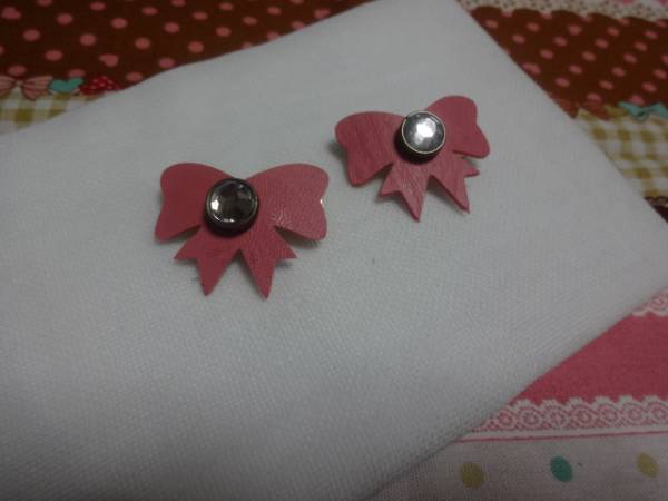 cache*cache リボンバレッタ 2個セット(ピンク・金)拍卖