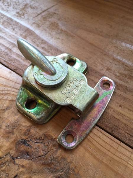 貴重 数量限定 海外製 ラッチ スチール製 鍵 窓 貴重 引っ掛け鍵拍卖