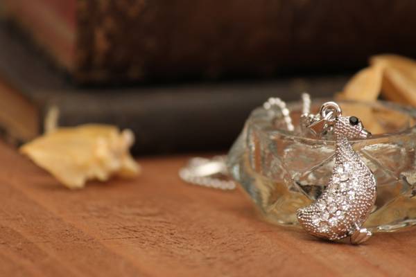 ♪SALE♪ラインストーン アヒルちゃん ショートネックレス拍卖