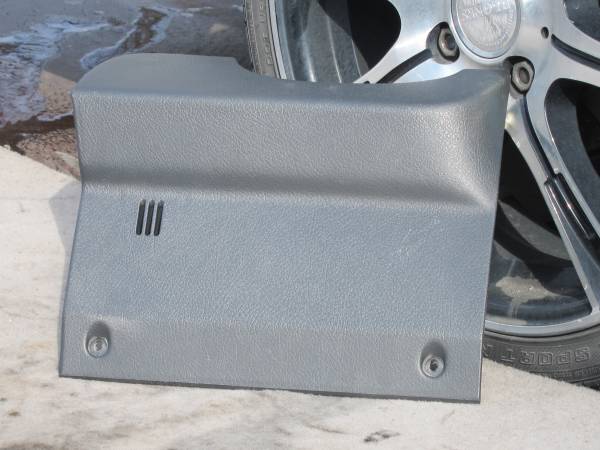 H8 CT21S ワゴンR 2WD AT ステアリング コラム 下パネル 73811-74F00拍卖