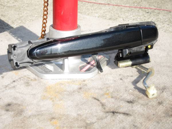 H17 ANM10G アイシス リア左 後席左 スライドドア アウタードアキャッチ / カラー209拍卖