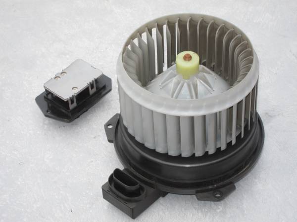 H15 MH21S ワゴンR 純正 AC エアコン ブロアモーター / レジスター 272700-0092拍卖