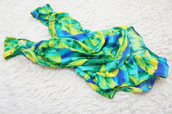 ●水着 9号●ムース*日本製*カシュクールギャザーワンピース水着拍卖