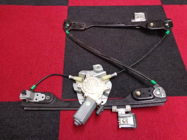 ★☆ 06y ダッジ チャージャー ウィンドウ レギュレーター 左フロント 中古部品 ☆拍卖