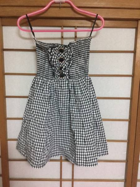 ★セシルマクビー ベアトップワンピース チェック柄 新品拍卖