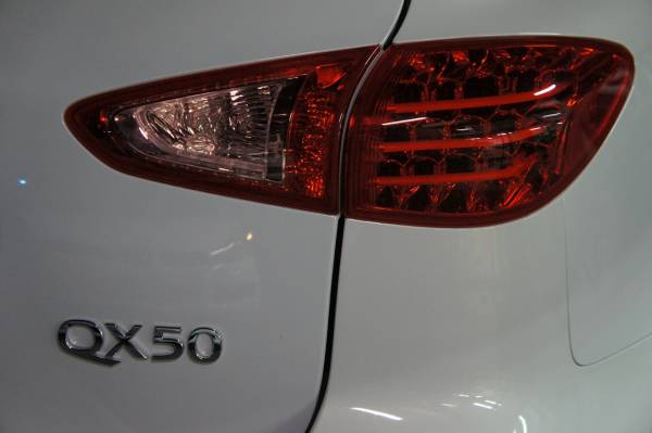 現物テールお預かり加工 スカイラインクロスーバー テール アクリル テール加工 拍卖