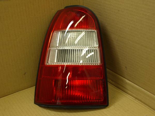 ◇ 1997 オペル べクトラ ワゴン XH200W 左 テールレンズ ASSY 90 585 001 左側 テールライト テール ◇100401拍卖