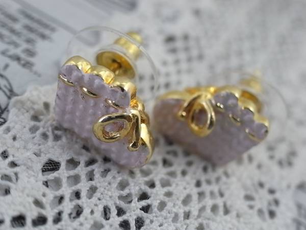 ★新入荷★ピンク ベビーソックスピアス拍卖