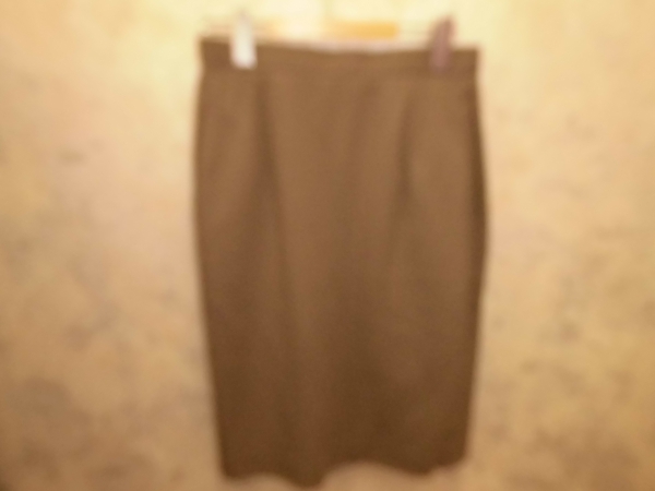 送料無料!伊太利屋(イタリヤ)ウールタイトスカート☆サイズ9号拍卖