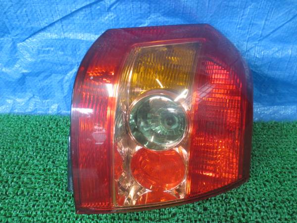 ★☆ZZE122 アレックス 純正テールライト 右☆★拍卖