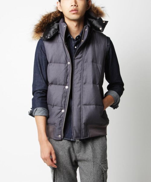 新品未使用VJJ2106サイズL【VANQUISH T/R フードファー付きダウンベストグレー】メンズ 紳士拍卖