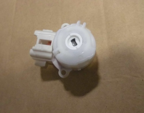 ポルテNNP10イグニッションNNP11スイッチNNP15キースイッチACC拍卖