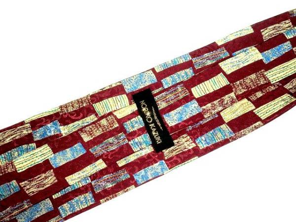 $ 超美品 $ ● ブランド ネクタイ ● NORIKO KAZUKI ◆ ノリコカズキ ◆ 幾何学 ◆ 絹 ◆ エンジ系 ◆ 送料無料!!拍卖