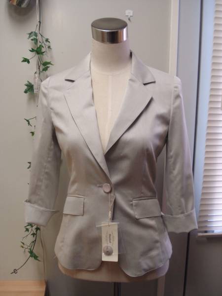 新品タグ付◆Mayleaf◆薄手 テーラードジャケット グレー*7号拍卖