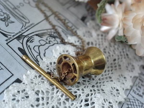 ★新入荷★ブラス糸巻きネックレス拍卖