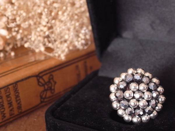 ◆新入荷◆ラインストーン&ブラスビーズリングG拍卖