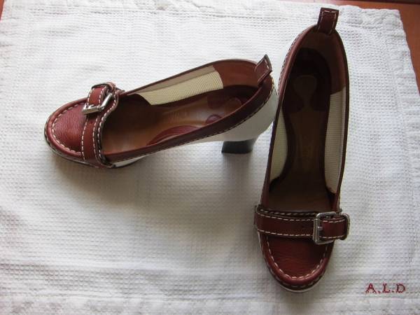 クロエ/キャンバス×レザーコンビパンプス36拍卖