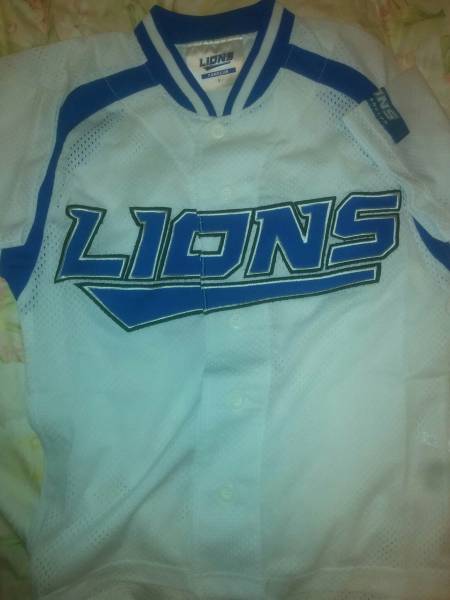 西武ライオンズFC特典旧ホームユニフォーム Sサイズ拍卖