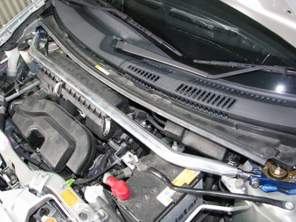 エッセ(L235系)用PG型 フロントタワーバー(新品箱入り、税込み)拍卖