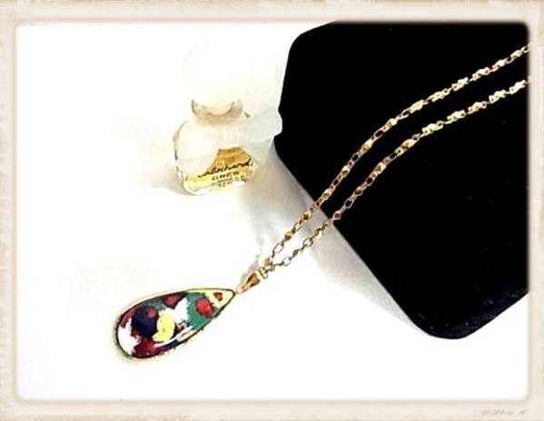 雫型のトップが個性的な柄のデザイン*しずくモチーフ*和モダン☆++拍卖