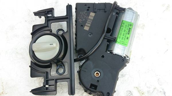 00-2002年/ポロ/9N/ポロ/サンルーフモーター+スイッチ/6N0959591拍卖