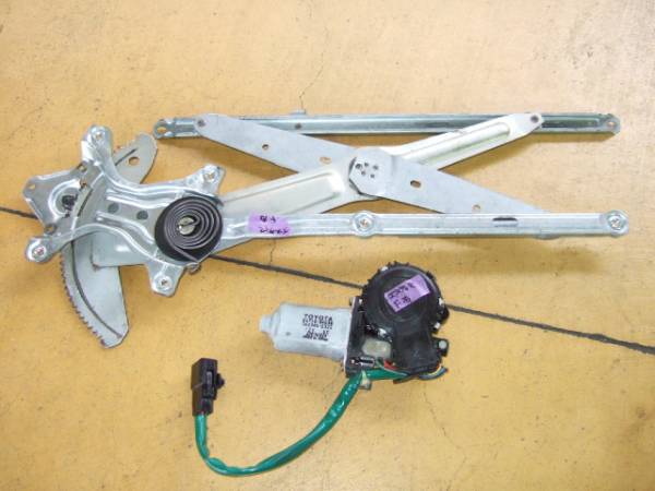 13 エスティマ ACR40W 右フロントドアレギュレーターモーター拍卖